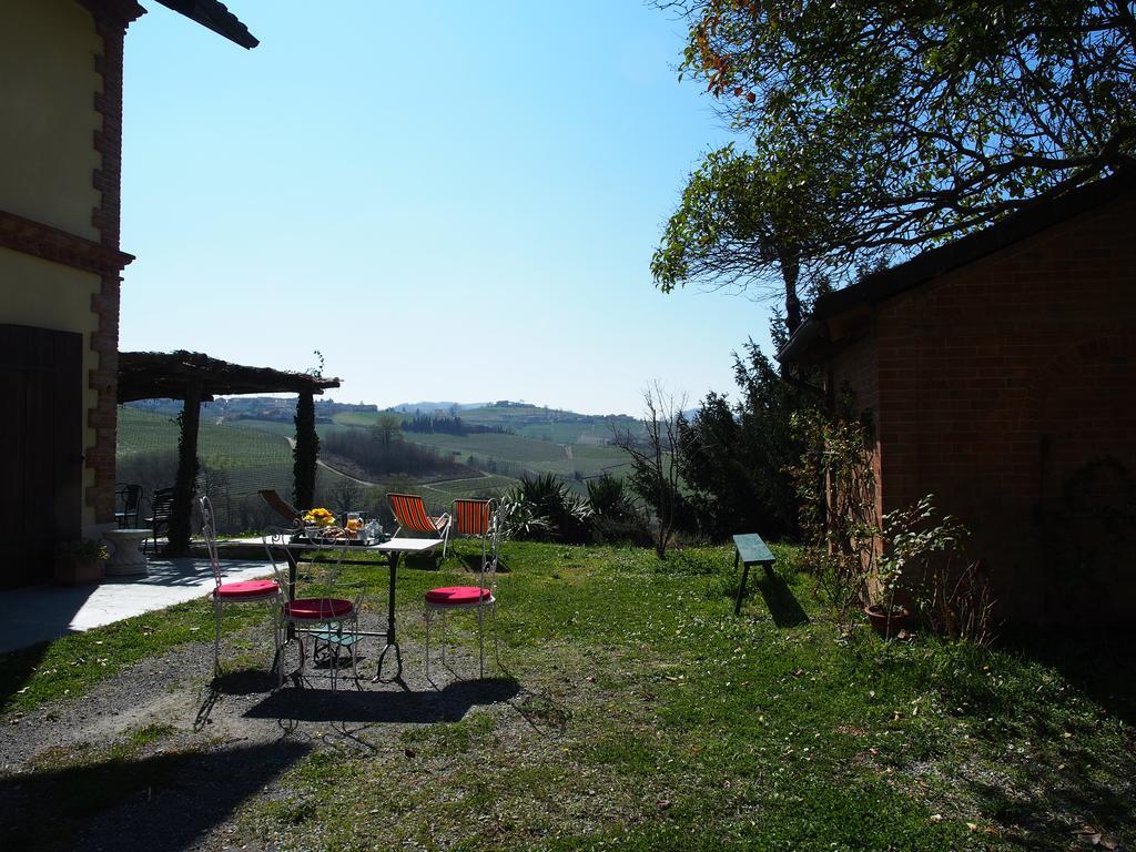 Tenuta Montanello B&B Castiglione Falletto Buitenkant foto